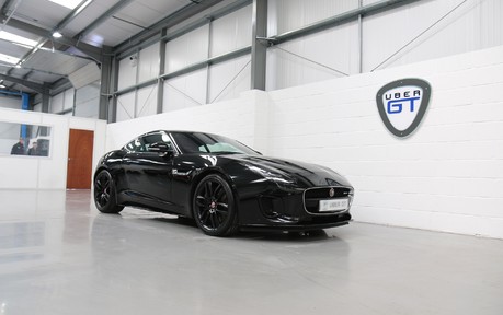 Jaguar F-Type V6 R-Dynamic AWD with a Great Spec and Jaguar Service History 13
