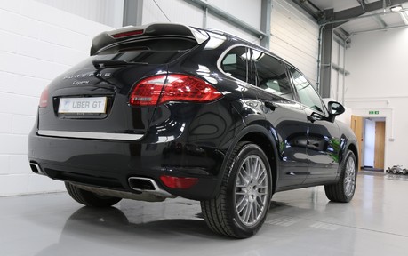 Porsche Cayenne Platinum Edition - Panoramic Roof and Air Suspension 5