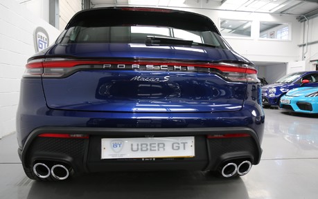 Porsche Macan S PDK - Air Suspension, RS Spyder Alloys, Pan Roof and More 7