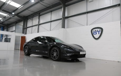 Porsche Taycan 1 Owner - Performance Battery Plus 93.4 KWH - High Spec 12