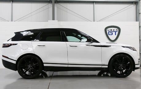 Land Rover Range Rover Velar R-DYNAMIC SE D300 - 1 Owner Car with Sliding Panoramic Roof and 22" Alloys 1