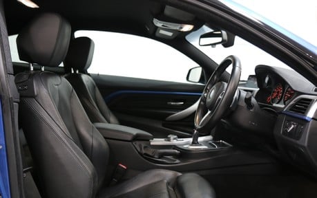 BMW 4 Series 440i M Sport with Harman Kardon, Adaptive LED Headlights and More 29