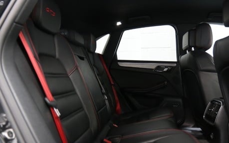 Porsche Macan GTS PDK - 1 Owner, Air Suspension, Adaptive Cruise Control and More 12