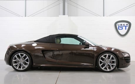 Audi R8 Spyder V10 Quattro - Probably One of The Best Available 26