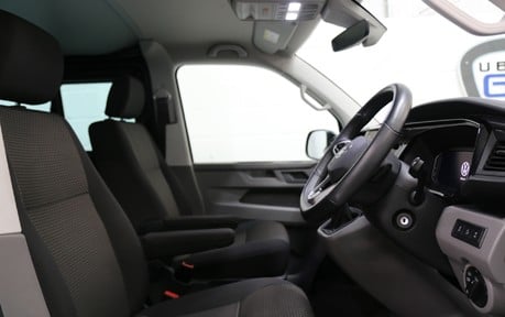 Volkswagen Transporter T32 TDI Kombi Highline 4Motion - DSG, Digital Dash, 20" Wheels - FVWSH 6