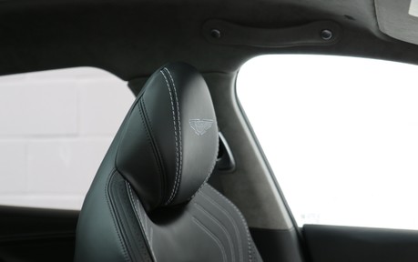 Aston Martin DBX V8 - Convenience / DB Elegance / Indulgence Pack 39