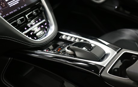 Aston Martin DBX V8 - Convenience / DB Elegance / Indulgence Pack 41