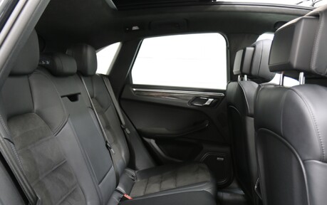 Porsche Macan GTS PDK - 1 Owner - Huge Specification 12