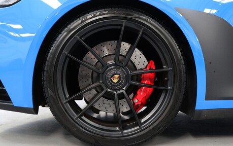 Porsche 911 Carrera GTS - Rear-Axle Steering, 18-Way Seats, Panoramic Roof and More 24