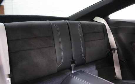 Porsche 911 Carrera GTS - Rear-Axle Steering, 18-Way Seats, Panoramic Roof and More 28