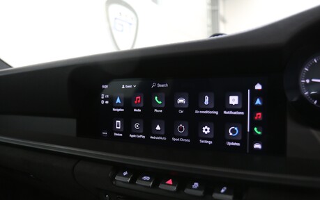 Porsche 911 Carrera GTS - Rear-Axle Steering, 18-Way Seats, Panoramic Roof and More 31