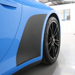 Porsche 911 Carrera GTS - Rear-Axle Steering, 18-Way Seats, Panoramic Roof and More 2