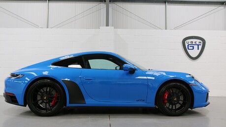 Porsche 911 Carrera GTS - Rear-Axle Steering, 18-Way Seats, Panoramic Roof and More Video
