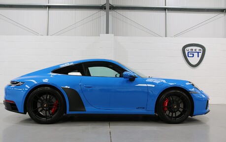 Porsche 911 Carrera GTS - Rear-Axle Steering, 18-Way Seats, Panoramic Roof and More 1