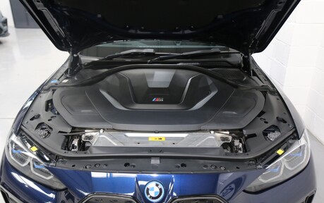 BMW I4 M50 - Vis Pack, Comfort Pack, Tech Plus Pack and More 27