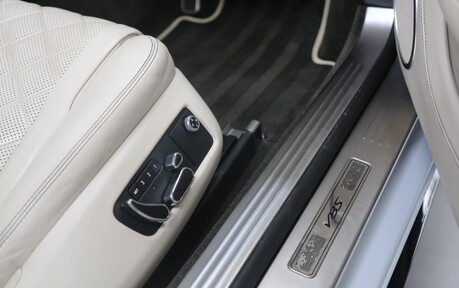 Bentley Continental GTC V8 S - Fabulous example with a Great History 17