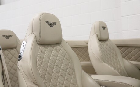 Bentley Continental GTC V8 S - Fabulous example with a Great History 11