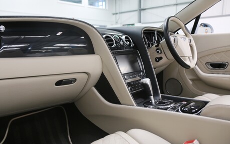 Bentley Continental GTC V8 S - Fabulous example with a Great History 4