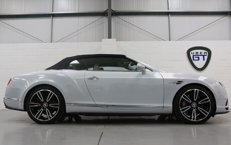Bentley Continental GTC V8 S - Fabulous example with a Great History 22
