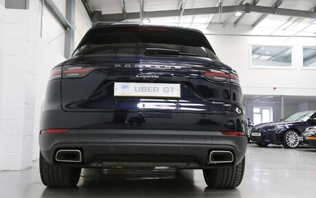 Porsche Cayenne V6 e-Hybrid - Pan Roof, Air Suspension, Head Up Display 8