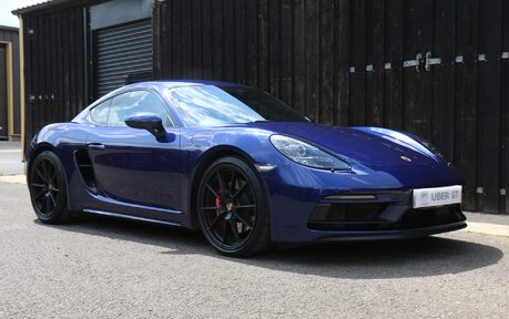 Porsche 718 Cayman GTS 4.0 - One Owner - Huge Specification 2