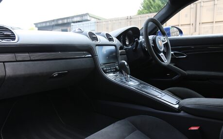 Porsche 718 Cayman GTS 4.0 - One Owner - Huge Specification 4