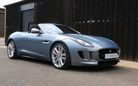 Jaguar F-Type V8 S - Stunning Example with a Great History 2