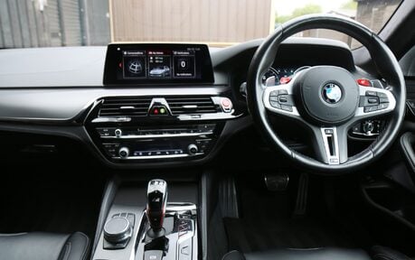 BMW M5 M5 - Comfort, Driving Assistant Plus Pack, M Exhaust and B&W 12