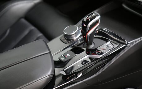 BMW M5 Comfort, Driving Assistant Plus Pack, M Exhaust and B&W 27
