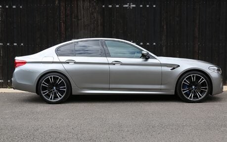 BMW M5 M5 - Comfort, Driving Assistant Plus Pack, M Exhaust and B&W 1
