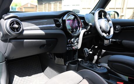 Mini Hatch John Cooper Works - Huge Specification 4