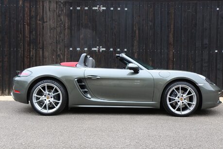 Porsche 718 Boxster - BOSE, 20" Alloys, Sport Chrono, and More