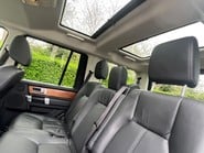 Land Rover Discovery SDV6 HSE 12