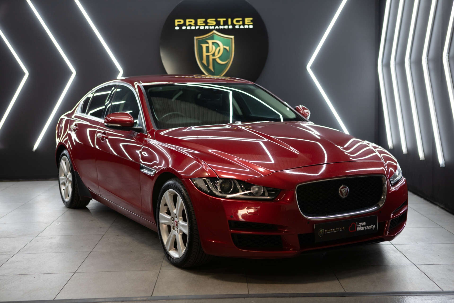 Jaguar Xe