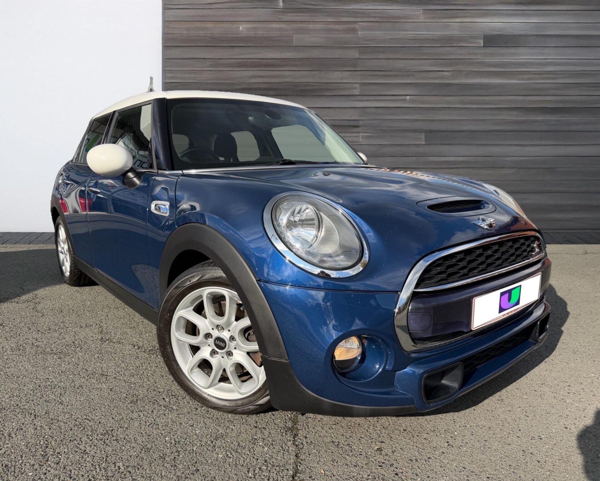 Mini Hatchback