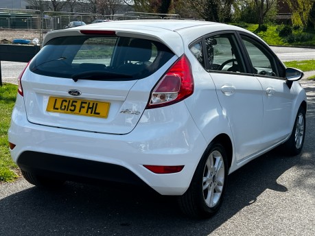 Ford Fiesta ZETEC **ONLY 1 OWNER AND 14,393 MILES** 