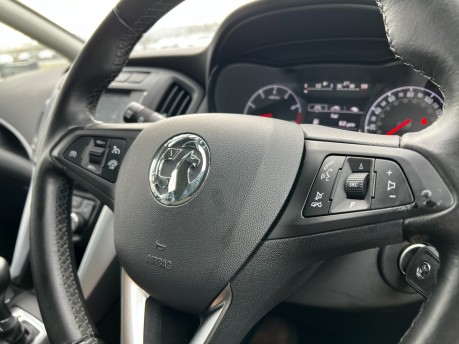Vauxhall Zafira TOURER SRI NAV AUTOMATIC 