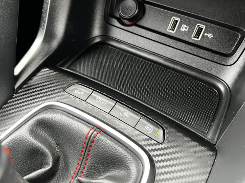 MG ZS EXCLUSIVE VTI-TECH 30