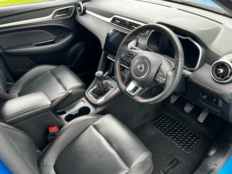 MG ZS EXCLUSIVE VTI-TECH 13