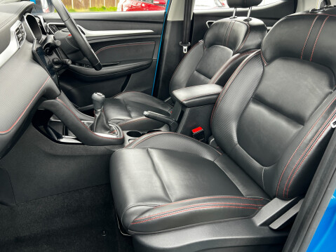 MG ZS EXCLUSIVE VTI-TECH 50