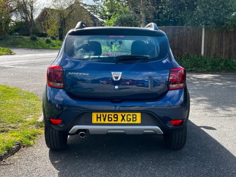 Dacia Sandero Stepway ESSENTIAL TCE **ONLY 5600 MILES 6