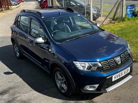 Dacia Sandero Stepway ESSENTIAL TCE **ONLY 5600 MILES 44