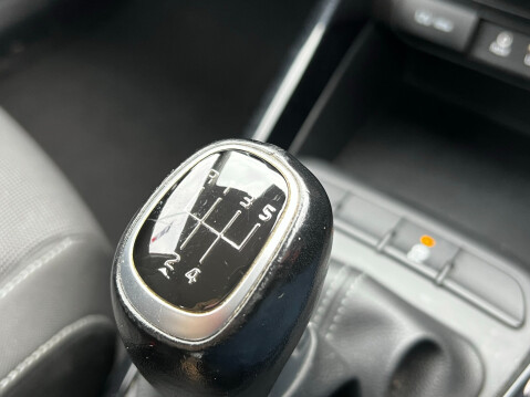 Kia Rio 2 24