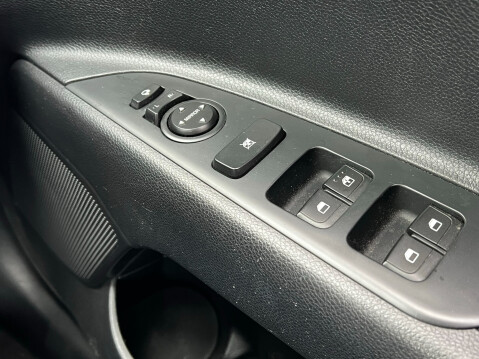 Kia Rio 2 43