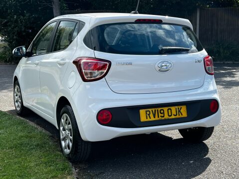 Hyundai i10 SE AUTOMATIC 42