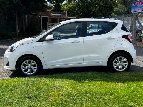 Hyundai i10 SE AUTOMATIC 8