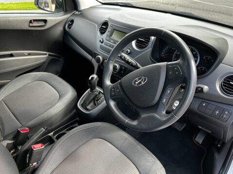 Hyundai i10 SE AUTOMATIC 11