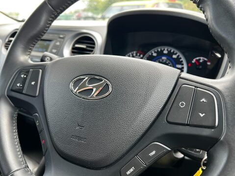Hyundai i10 SE AUTOMATIC 22