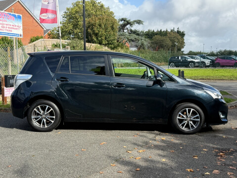 Toyota Verso ICON 7 SEATS 3