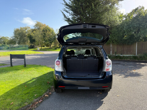 Toyota Verso ICON 7 SEATS 48
